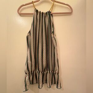 Cute top with chain